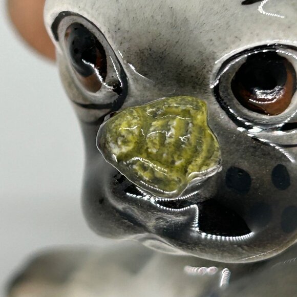 Vintage Kitschy Salt and Pepper Shakers Dog Puppy With Bee On Noses Japan 1950s - Picture 8 of 9